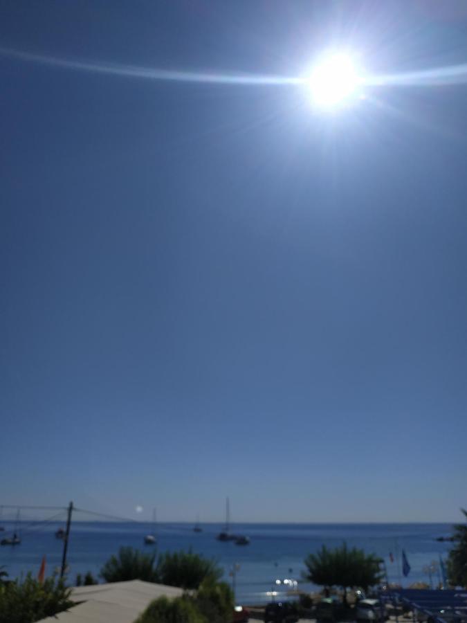 Παραθαλασσιο Στουντιο Μιχαλιας Sea View Studio Michalias Νουμερο 8 Agia Marina  Экстерьер фото