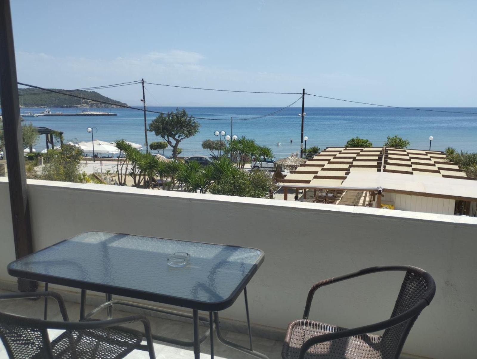 Παραθαλασσιο Στουντιο Μιχαλιας Sea View Studio Michalias Νουμερο 8 Agia Marina  Экстерьер фото